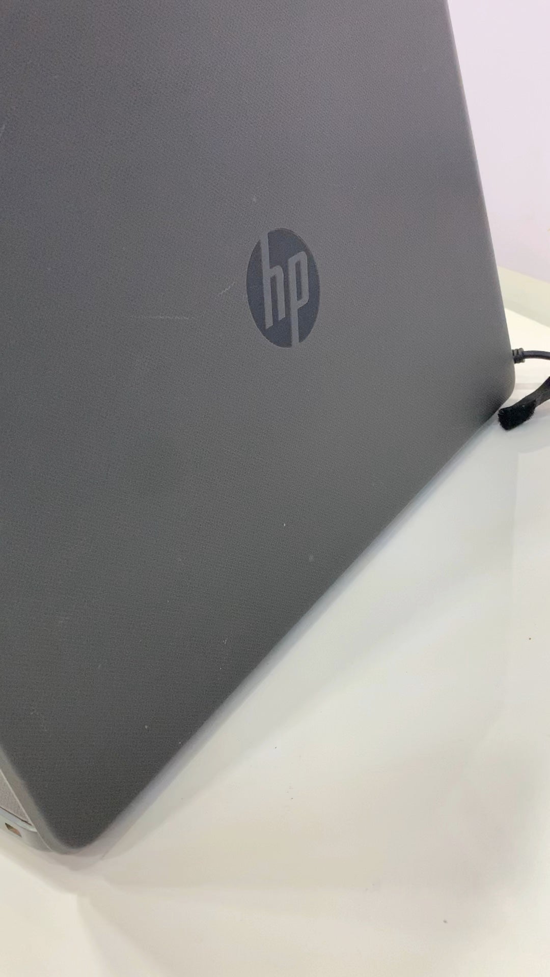 HP 240 G6 laptop - Core i3, SSD, Windows 10